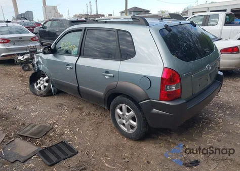 2005 Hyundai Tucson Gls/Lx from USA, damaged, VIN KM8JN12D25U042032